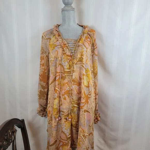 green emerald velvet dress House of Harlow 1960 x Revolve Dress  DECOMM Shop